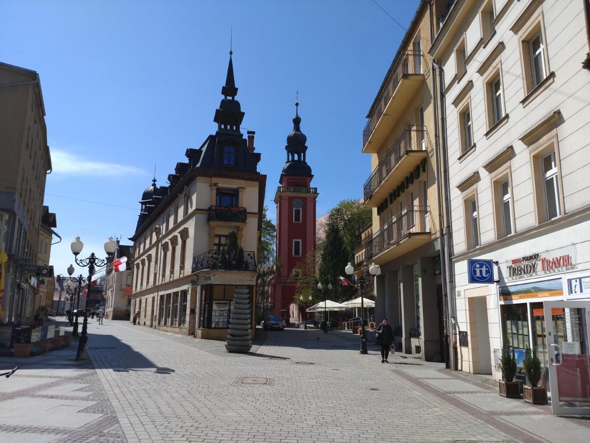 Apartament Almar Cieplice-Zdroj イェレニャ・グーラ エクステリア 写真